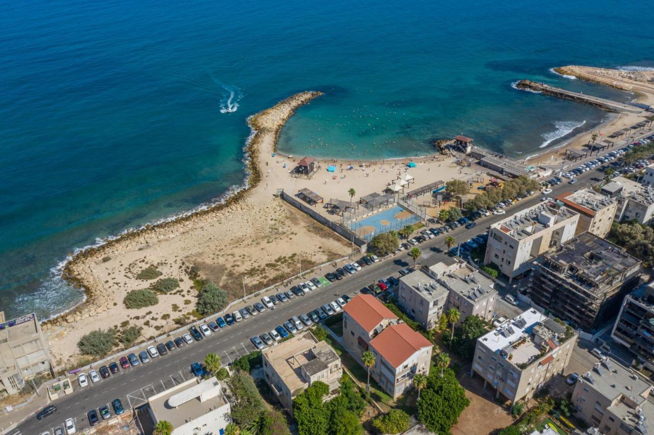 Port City Haifa - Luxury Apartments 50 Mtrs From The Beach Exterior photo